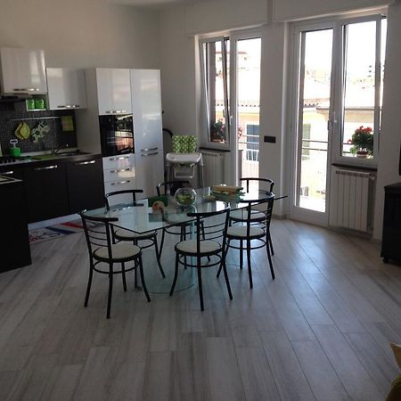 Best Lavagna Apartment Bilik gambar