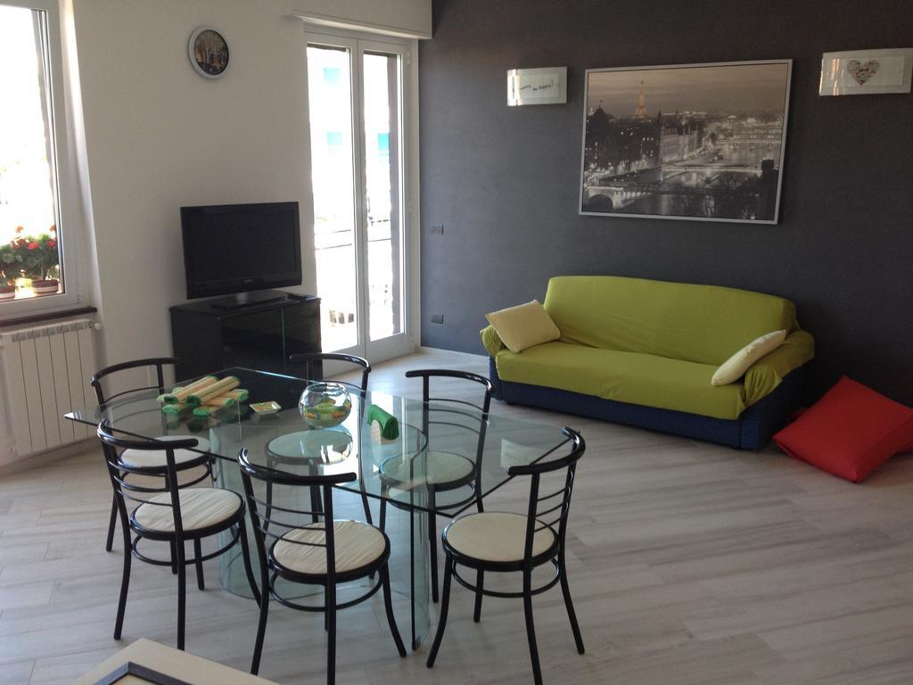 Best Lavagna Apartment Bilik gambar